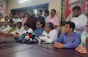 সরকারকে চাপে ফেলতে গিয়ে বিএনপি নিজেরাই চাপে আছে : ওবায়দুল কাদের