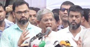 খালেদাকে মুক্তি না দিলে যে কোনো পরিণতির জন্য তৈরি থাকুন: ফখরুল