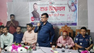 তজুমদ্দিনে ১৩ কোটি টাকা ব্যয়ে সাড়ে পাঁচ কিঃমিঃ পাকা সড়ক প্রশস্তকরন কাজ উদ্বোধন