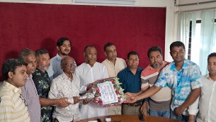ভোলায় নব নির্বাচিত উপজেলা পরিষদের সঙ্গে সাংবাদিকদের মতবিনিময়  ফুলেল শুভেচছা