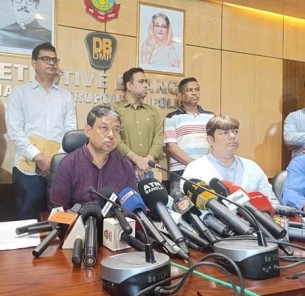 পুলিশ হত্যায় জড়িত থাকায় ছাত্রদল নেতাসহ ৬ জন গ্রেফতার : ডিবি প্রধান