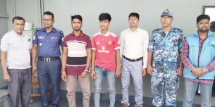 ভোলায় স্পিডবোটে দিয়ে মেঘনায় মাছ ধরতে গিয়ে দুই শিকারী আটক