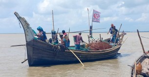 পদ্মা-মেঘনায় ২২ দিন ইলিশসহ সবধরনের মাছ ধরা নিষিদ্ধ