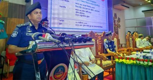 ছাত্রলীগ এখন নিষিদ্ধ, তাদের রাজনৈতিক অধিকার নেই: আইজিপি