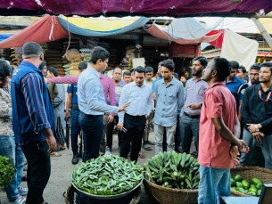 ভোলার বাজারে টাস্কফোর্স টিমের ঝটিকা অভিযান