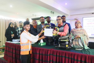 ভোলায় জন উন্নয়ন টেকনিক্যাল ট্রেনিং ইনিস্টিটিউটের সার্টিফিকেট ও টুলস বিতরণ
