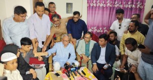 বাংলাদেশকে একচোখা নীতিতে দেখছে ভারত: রিজভী