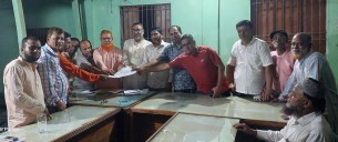 ভোলায় সম্পাদক পদে মনোনয়নপত্র জমা দিলেন আনোয়ার পারভেজ
