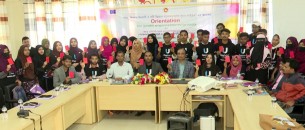 ভোলায় কিশোর-তরুনদের নিয়ে ডায়লগ অনুষ্ঠিত  নারীশিশুর প্রতি সহিংসতা ও বাল্যবিবাহ  প্রতিরোধে ‘লাল কার্ড’