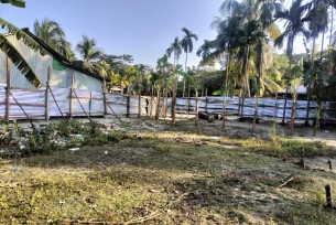 লালমোহনে জোরপূর্বক জমি দখলের অভিযোগ