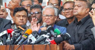হিন্দু-মুসলমান একসঙ্গে লড়াই করে দিল্লির দাসত্বকে খান খান করে দেবো :  রিজভী