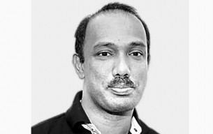 কোকোর দশম মৃত্যুবার্ষিকীতে দলীয় চেয়ারপার্সনের রাজনৈতিক কার্যালয়ে মিলাদ-মাহফিল