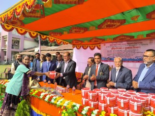 ভোলায় বিশেষ চাহিদা সম্পন্ন শিশুদের নিয়ে ক্রীড়া উৎসব ও শীত বস্ত্র বিতরণ