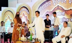 লালমোহনে শিক্ষক-শিক্ষার্থীদের সংবর্ধনা