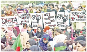 ১০ জুলাই: দাবি আদায় না হওয়া পর্যন্ত আন্দোলন চালিয়ে যাওয়ার ঘোষণা