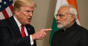 ভারতের ওপর হঠাৎ এত ক্ষেপলেন কেন ট্রাম্প?
