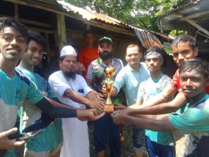 বাংলা বাজার দাখিল মাদ্রাসার আন্ত: ক্লাস ফুটবল প্রতিযোগিতার ফাইনাল খেলা অনুষ্ঠিত