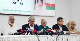 নির্বাচনের আগে গণভোট অযৌক্তিক: ফখরুল