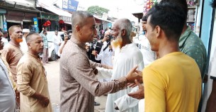 মনপুরায় বিএনপি প্রার্থী নুরুল ইসলাম নয়নের গণসংযোগ