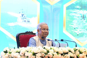 মুক্তিযোদ্ধাদের স্বপ্নের শোষণমুক্ত ও কল্যাণমূলক রাষ্ট্র গড়তে সরকার অঙ্গীকারবদ্ধ: প্রধান উপদেষ্টা