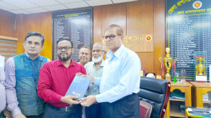 মানবিকতার আলোকবর্তিকা : ভোলার প্রিয় জেলা প্রশাসক আজাদ জাহানের বিদায়বেলা