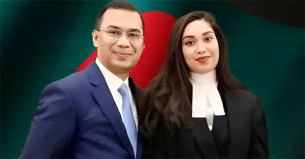 বাবার সঙ্গে ভোটার হচ্ছেন জাইমা রহমান