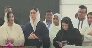 খালেদা জিয়ার কবর জিয়ারত করলেন জাইমা রহমান