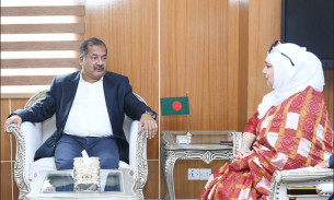প্রবাসীদের জ্ঞান ও বিনিয়োগে শক্তিশালী হচ্ছে অর্থনীতি: তথ্যমন্ত্রী