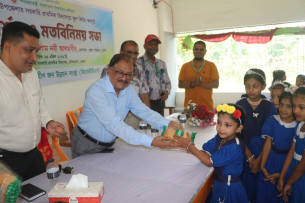 দৌলতখানে স্কুল ফিডিং কার্যক্রম পরিদর্শন ও মতবিনিময় সভা অনুষ্ঠিত