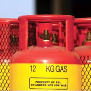 ১২ কেজি এলপিজি সিলিন্ডারের দাম এক লাফে বাড়লো ২১২ টাকা
