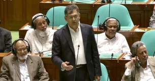 দেশের ৭৫টি কারাগারে ধারণক্ষমতার ১.৭ গুণ বন্দি আটক: স্বরাষ্ট্রমন্ত্রী