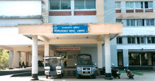 লালমোহনে বাস চাপায় শিশু নিহত