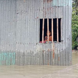মনপুরায় ১০ গ্রামে অধিকাংশ এলাকায় জলাবদ্ধতায় পানিবন্দি ১৫ হাজার বাসিন্দা