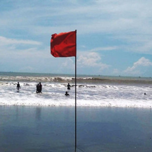 সমুদ্রবন্দরগুলোতে ৩ নম্বর স্থানীয় সতর্ক সংকেত বহাল