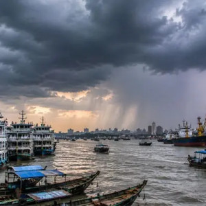 দেশের ১৪ অঞ্চলে ঝড় ও বজ্রসহ বৃষ্টির আভাস
