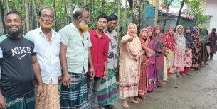 ভোলায় মিথ্যা অপবাদের বিচার দাবিতে মানববন্ধন ও বিক্ষোভ