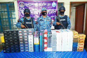 লালমোহনে শুল্ক ফাঁকি দেয়া বিপুল পরিমাণের বিদেশি সিগারেট জব্দ