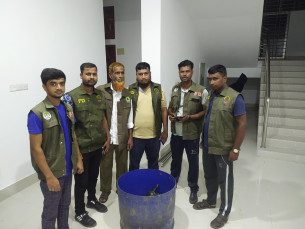 চরফ্যাসনে ৩২টি সন্ধি ও করি কাইট্টা প্রজাতির কচ্ছপ উদ্ধার