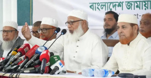 প্রধানমন্ত্রীর কথাও শুনুন, বিরোধী দলের কথাও শুনুন : সাংবাদিকদের ডা. শফিকুর
