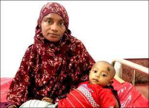 ভোলায় থ্যালাসেমিয়া রোগে আক্রান্ত শিশু আরাফাত, ফিরতে চায় স্বাভাবিক জীবনে