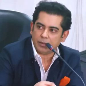 বাবার উন্নয়ন দর্শনের উত্তরসূরি ব্যারিস্টার পার্থ