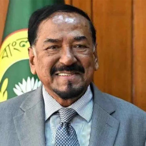 নতুন দুই দায়িত্বে স্পিকার হাফিজ উদ্দিন
