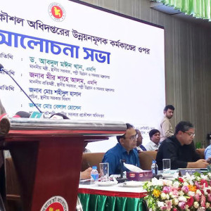 চাবি সঠিকভাবে ঘোরাতে পারলে উন্নয়ন হবে: মঈন খান