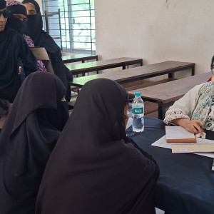 ভোলায় অসহায় মানুষ জন্য ফ্রি মেডিকেল ক্যাম্পে চিকিৎসা সেবা