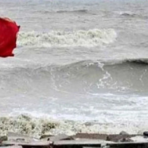 ঘূর্ণিঝড় ‘অর্ণব’-এর আশঙ্কায় বন্দরগুলোতে ১ নম্বর সতর্ক সংকেত