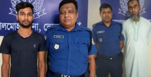 লালমোহনে ২ সাজাপ্রাপ্ত পলাতক আসামি গ্রেপ্তার