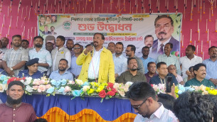 লালমোহনে ‘স্পিকার মেজর হাফিজ ফুটবল টুর্নামেন্ট'র উদ্বোধন
