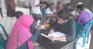 ভোলায় ফ্রি মেডিকেল ক্যাম্পে বিনামূল্যে চিকিৎসা ও ওষুধ পেলো ২২ হাজার অসহায় মানুষ