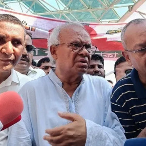 রাজনৈতিক কর্মসূচিতে ফ্যাসিবাদ উৎসাহিত করার উপাদান থাকা উচিত নয়: রিজভী