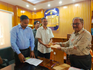 ভোলার ২৭ মন্দিরে জেলা পরিষদের আর্থিক অনুদান বিতরণ